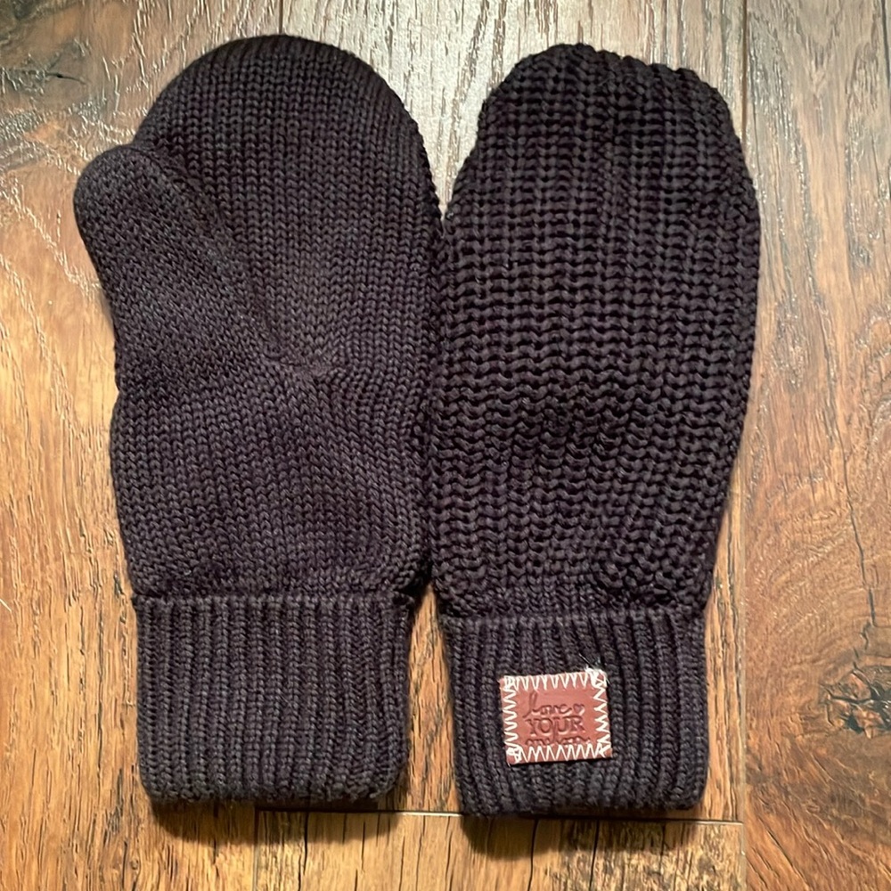 Love Your Melon Mittens